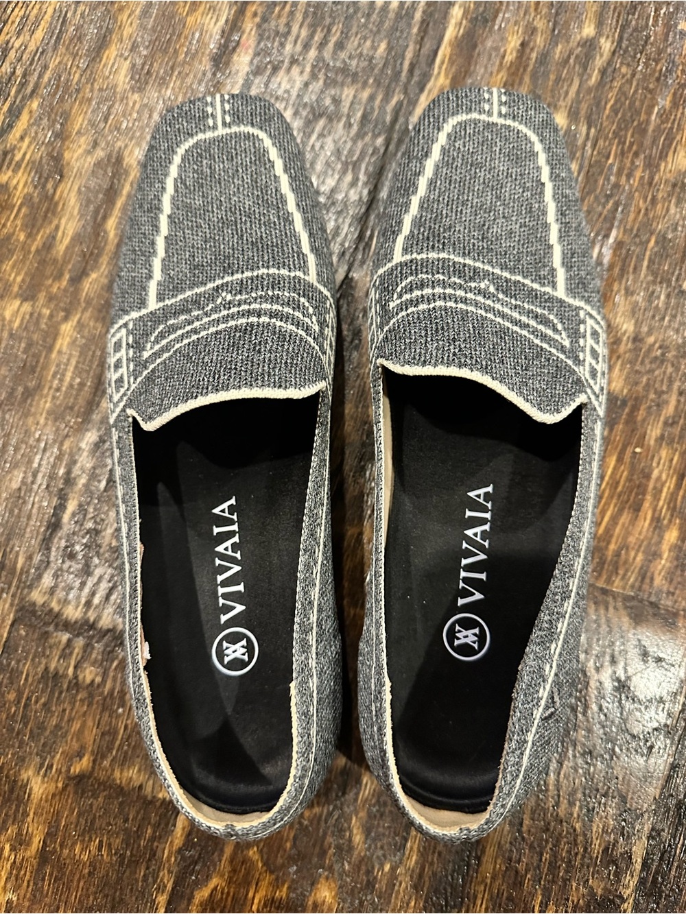 Vivaia women’s Gray Knit Loafers - Picture 3 of 5